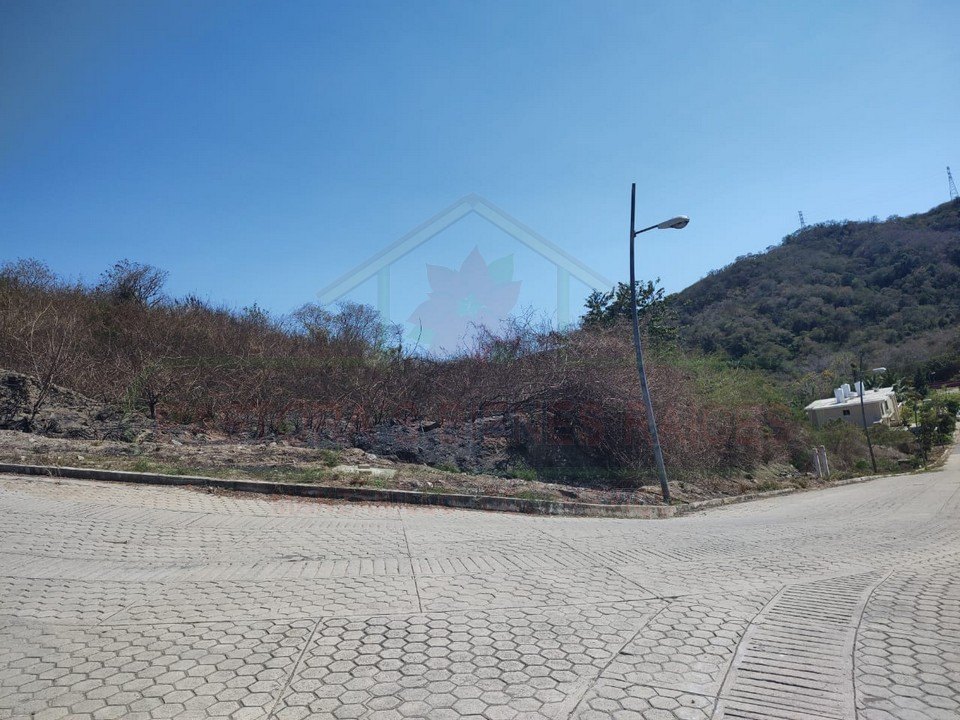 Terreno en LIBRAMIENTO AL NARANJO — foto 4