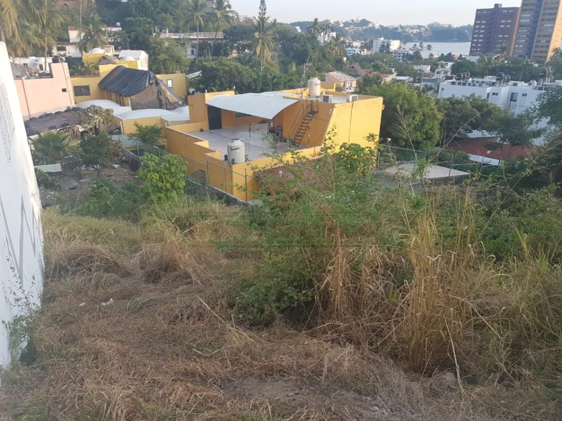 Casa en FRACC. COLINAS DE SANTIAGO — foto 2