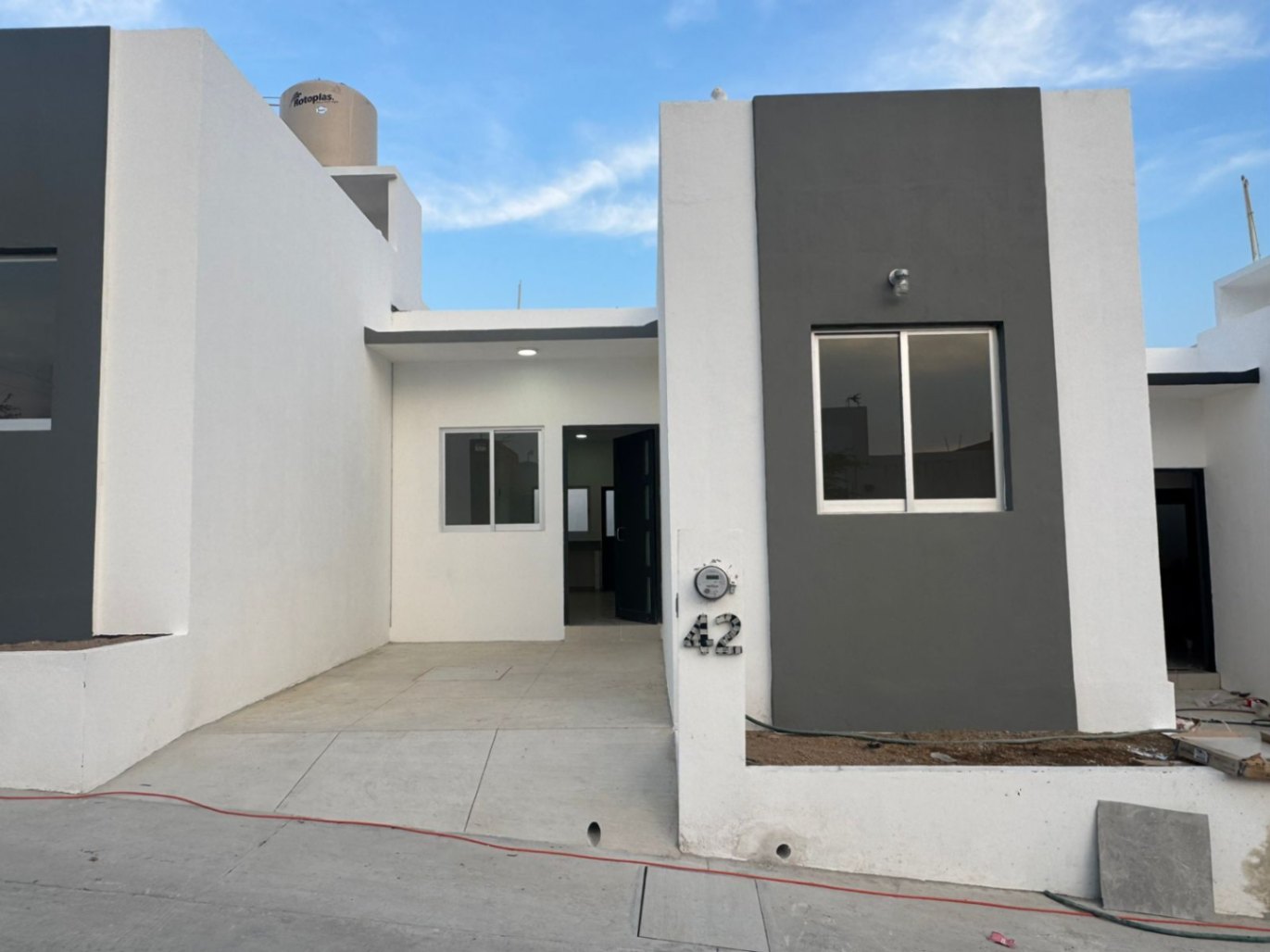 House in FRACC. SENDEROS - Manzanillo, Carretera a Chandiablo