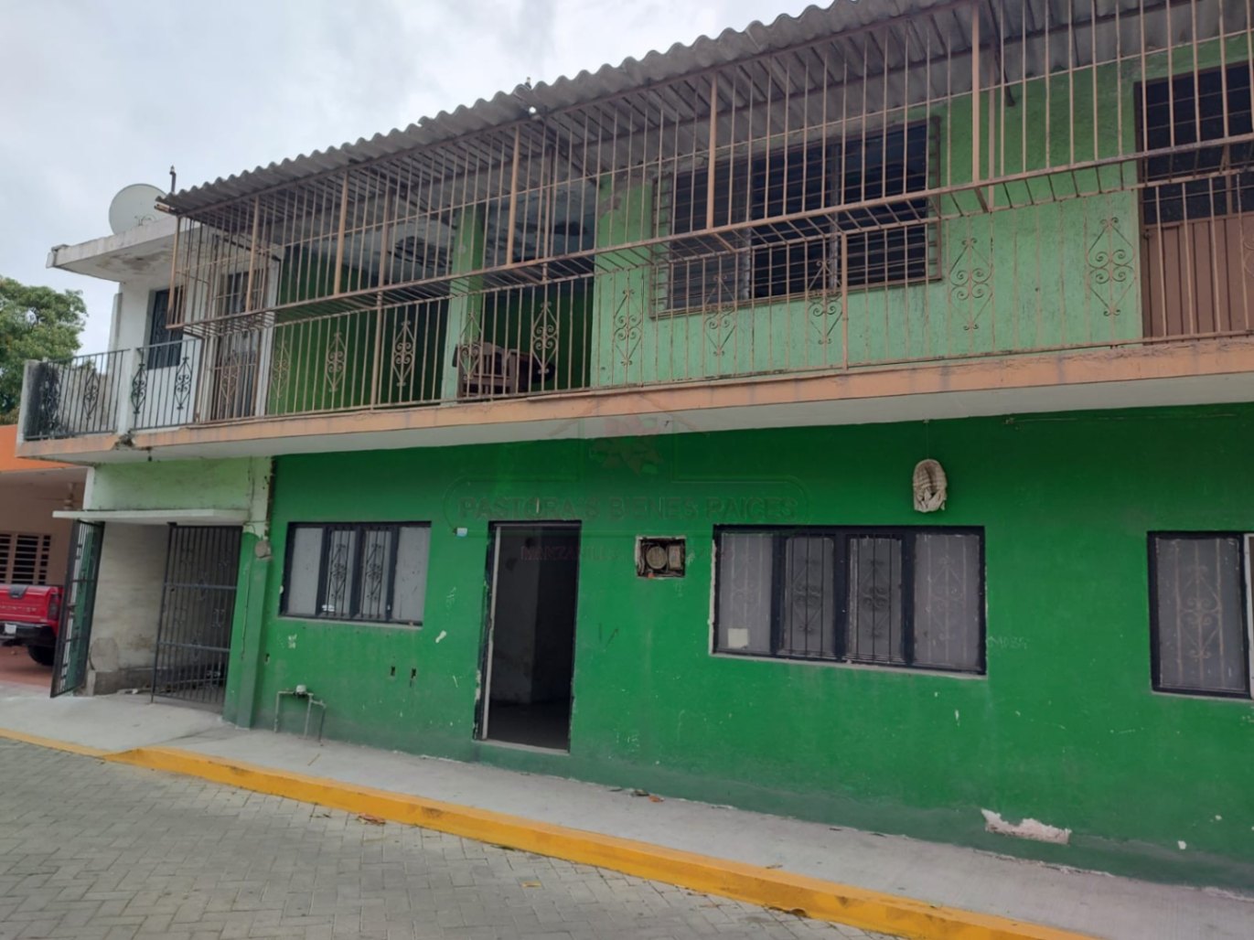 Casa en COL. BURÓCRATA — foto 2