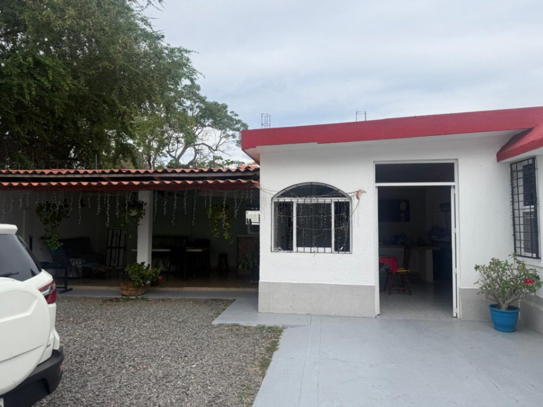 Casa en SALAGUA — foto 2