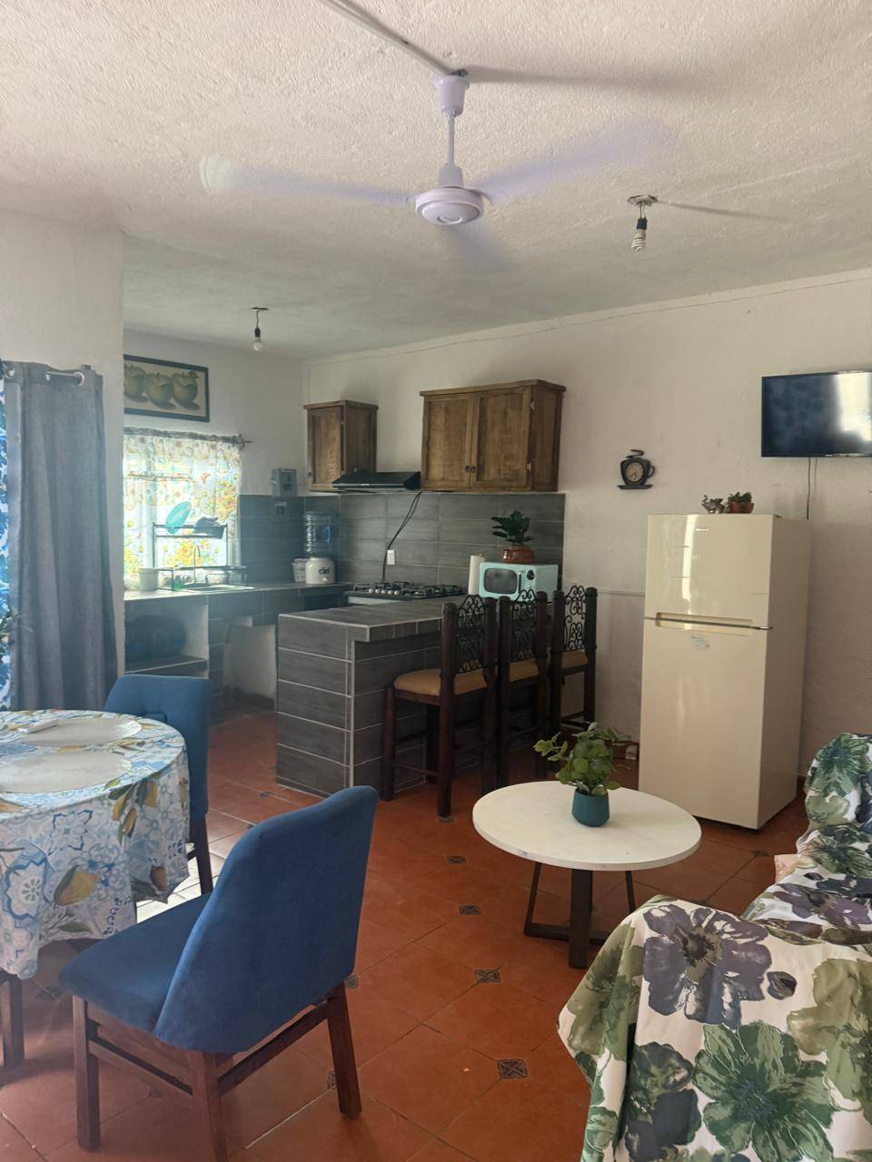 Casa en COL. FETSE — foto 4