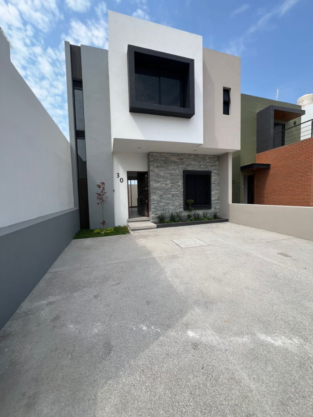 House in PUNTO RIOJA MOD. MARSELLA - Colima, Fracc. Punto Rioja