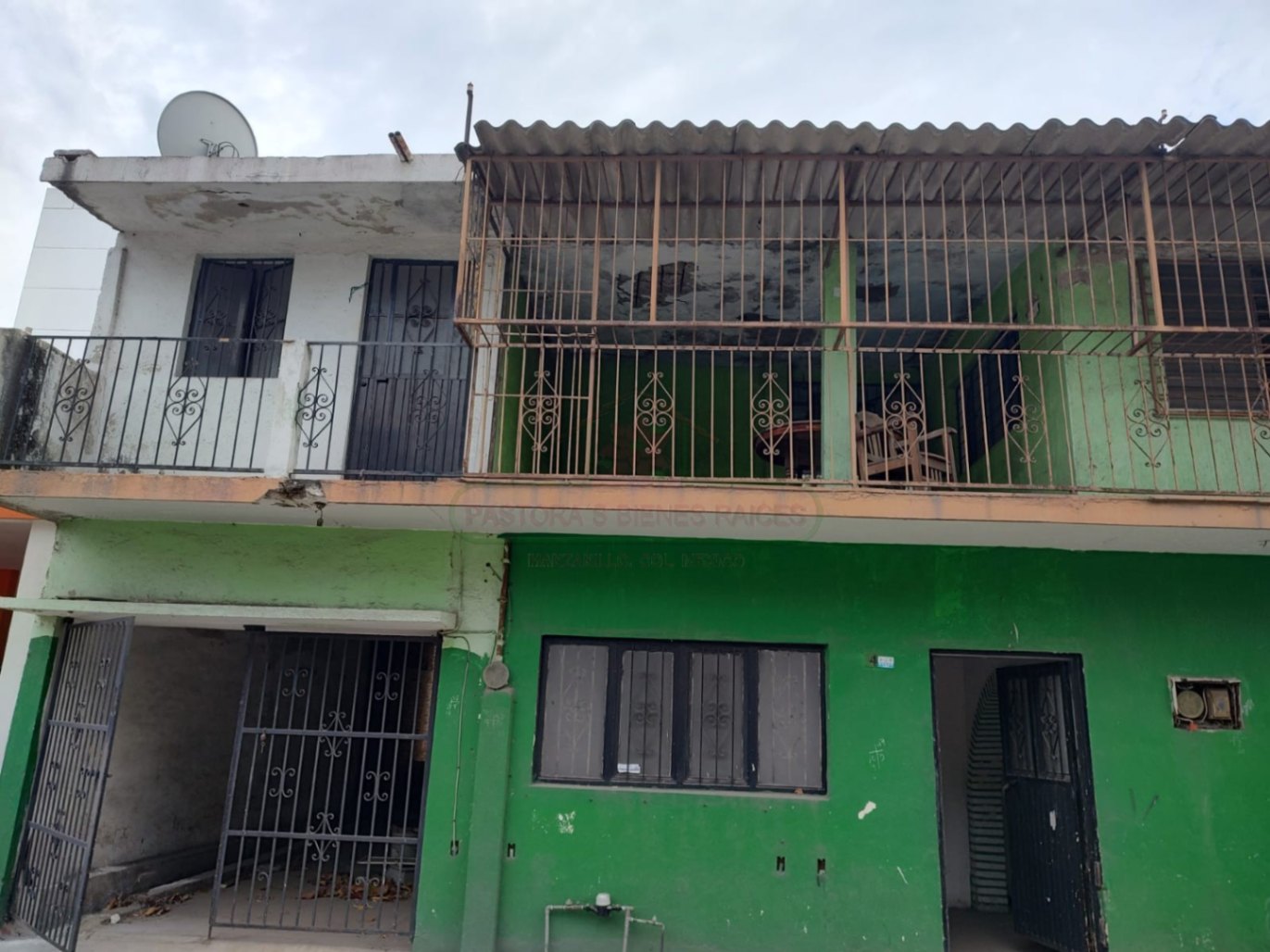 House in COL. BURÓCRATA - Manzanillo, Col. Burócrata